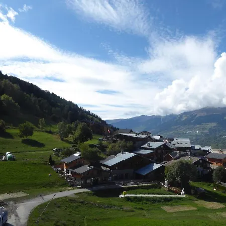Duplex 3 Pieces Renove Avec Balcon, Proche Pistes Et Commerces A Montchavin Apartment